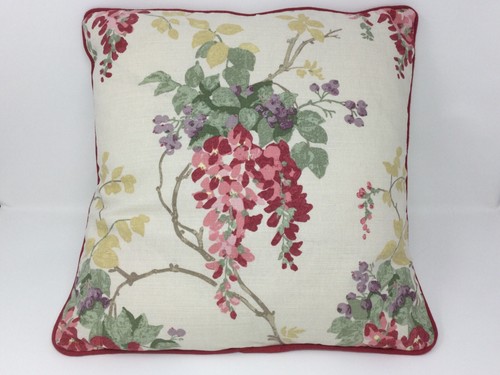 Wisteria cranberry laura - cranberry,